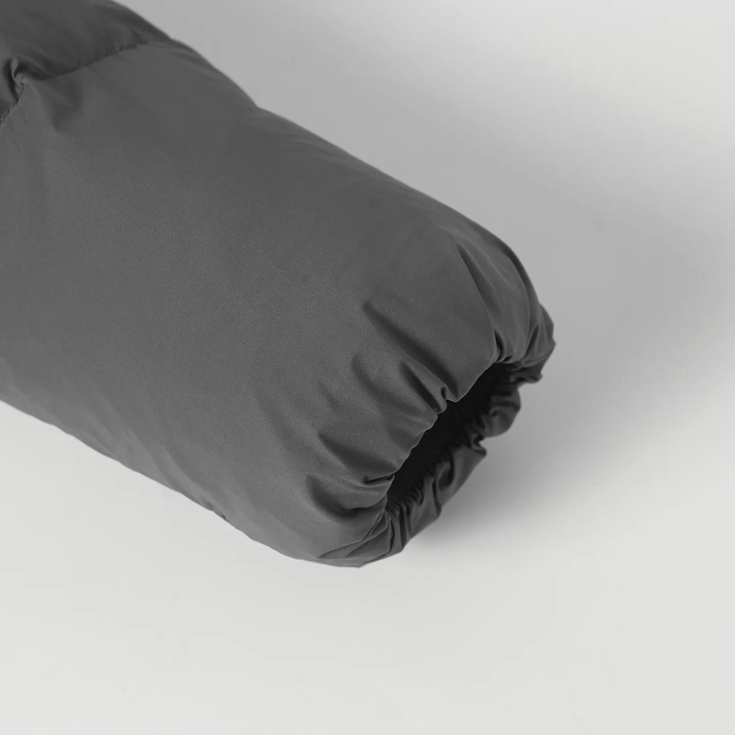 Moncler Fusain ， 。 ， 。 ， ， ， ， ， ， 。 ， ， 。 Sizes：12345 ：Black、Gray